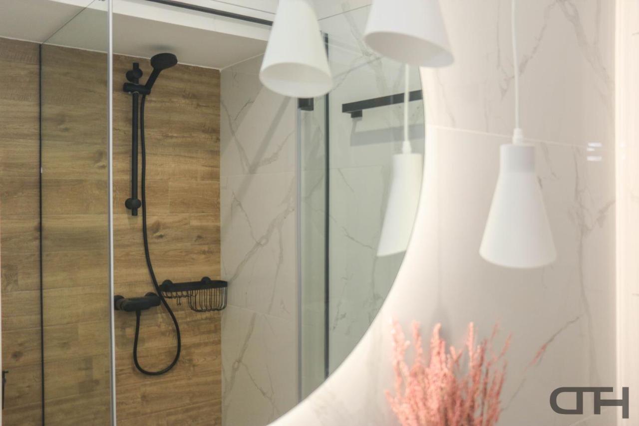 New Deluxe 4 Downtown Thessaloniki- Fully Equiped Apartment *